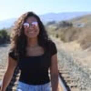 Meet your Posher, Efa